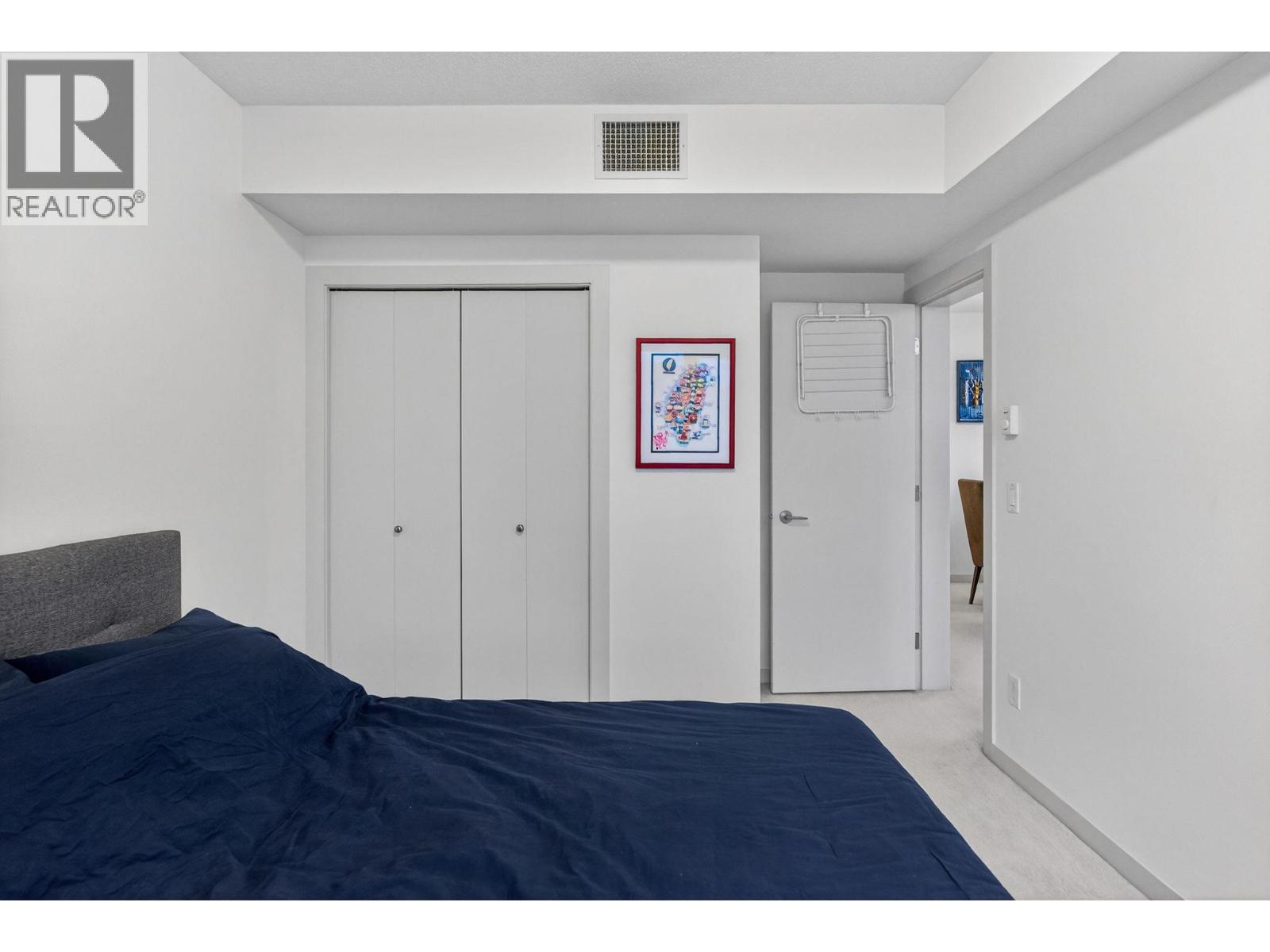 801 1075 Sunset Drive, Kelowna