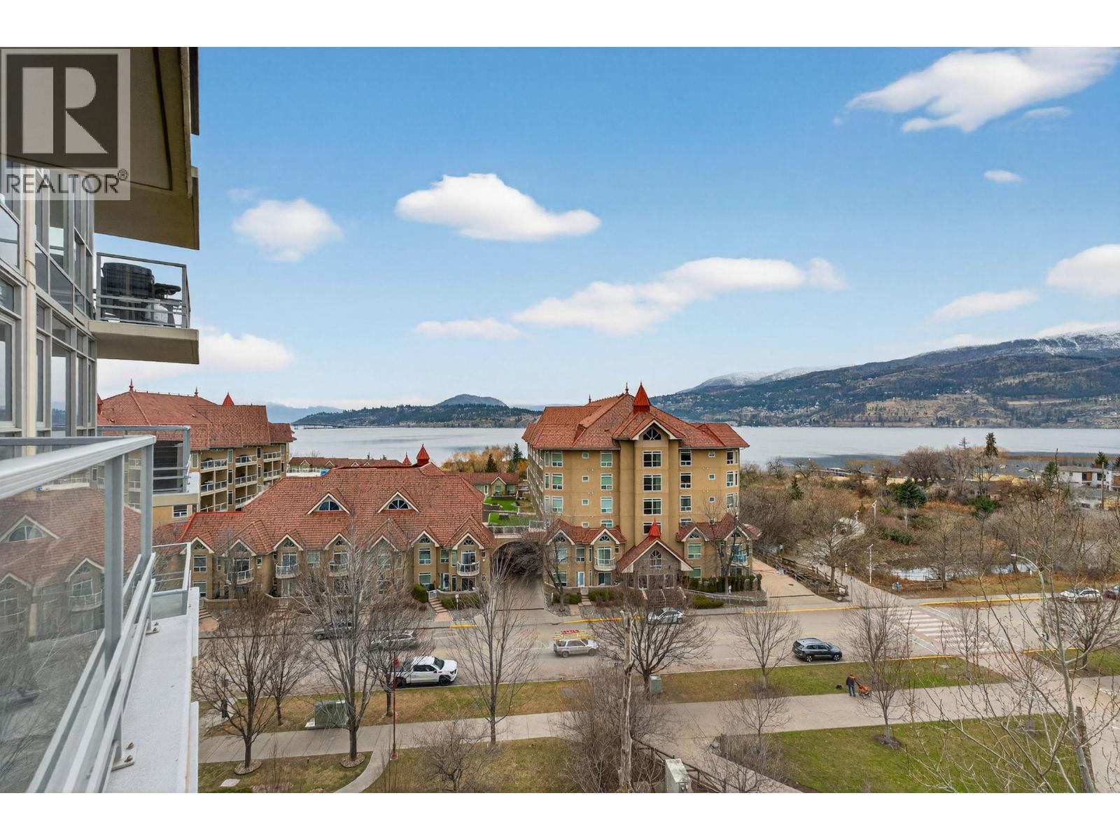 801 1075 Sunset Drive, Kelowna