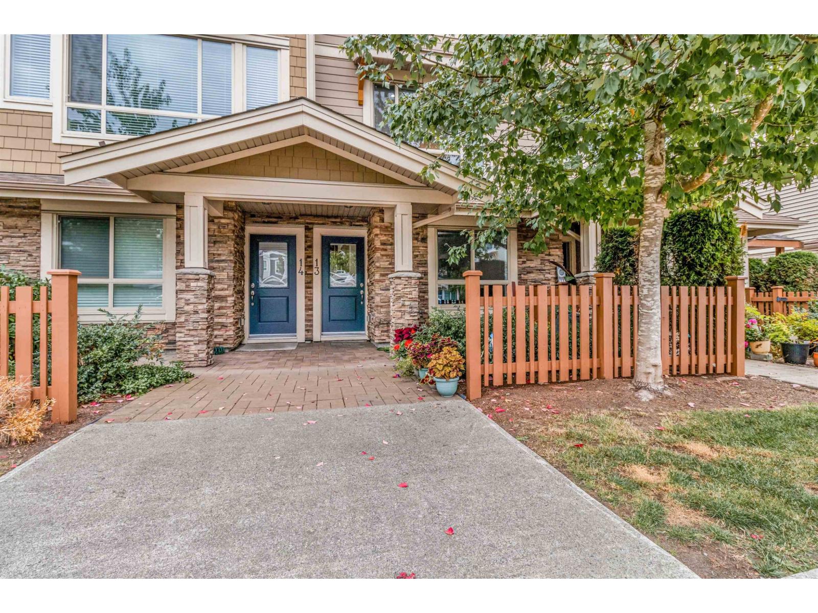 13 19752 55A AVENUE, Langley