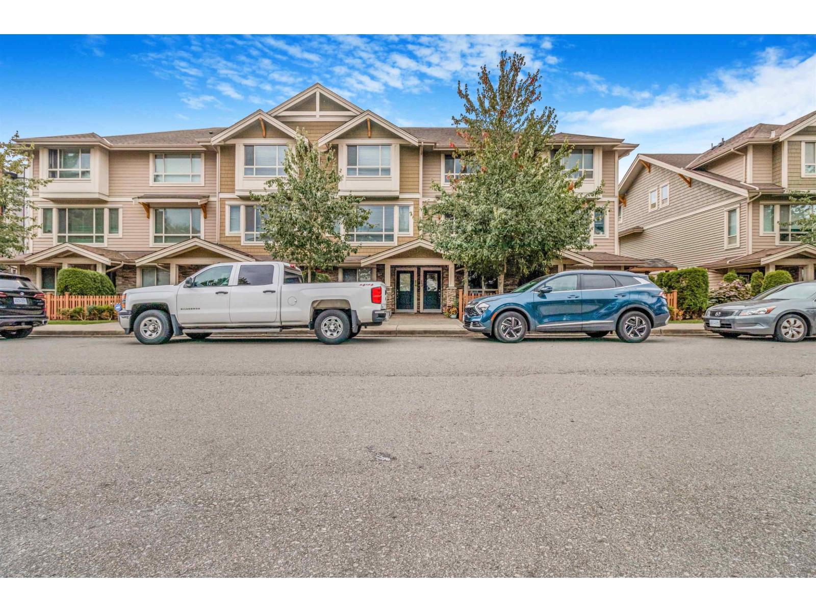 13 19752 55A AVENUE, Langley