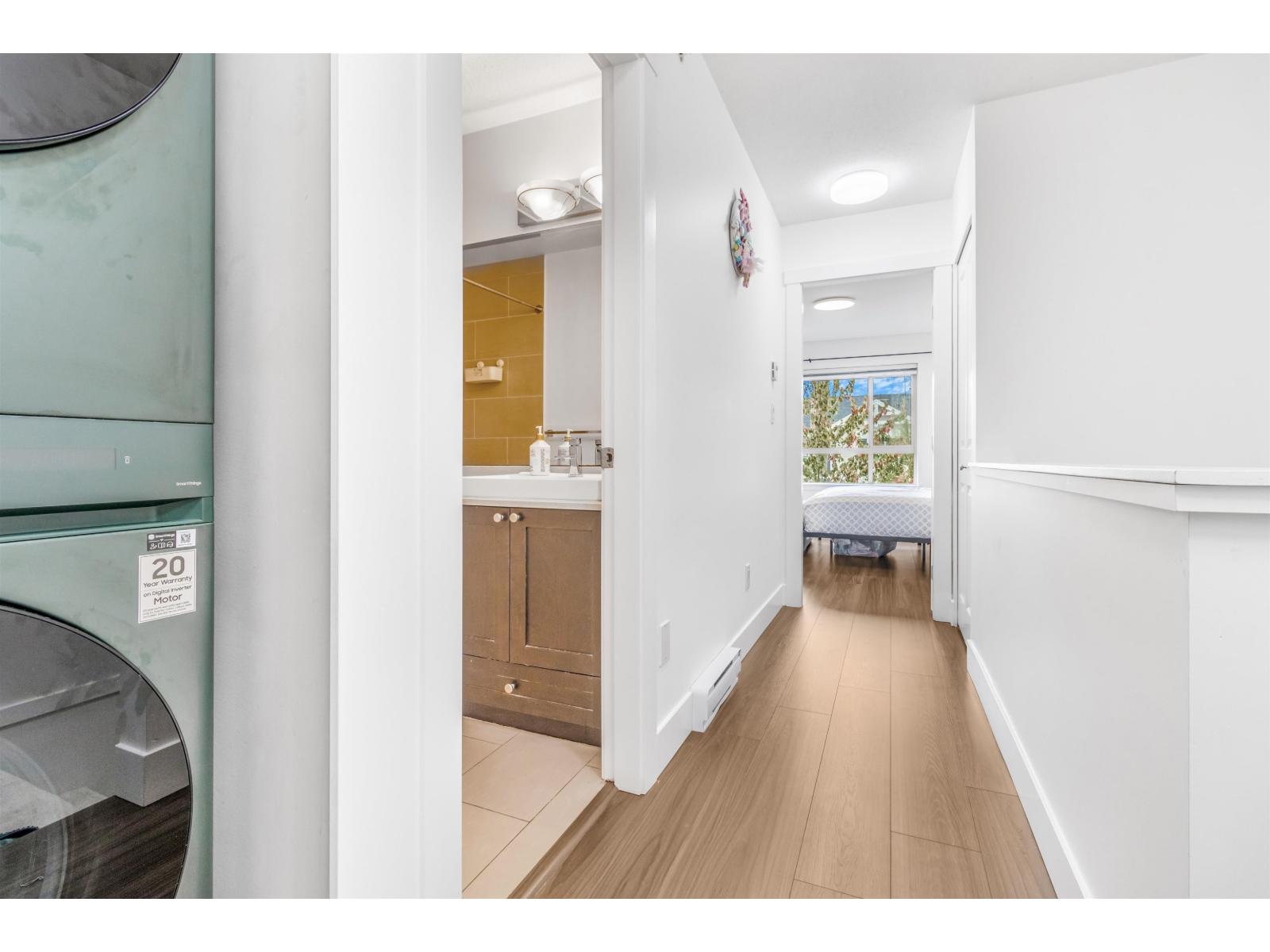 13 19752 55A AVENUE, Langley