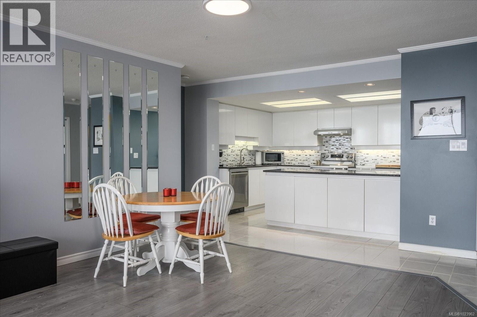 #405 150 PROMENADE DR - 12