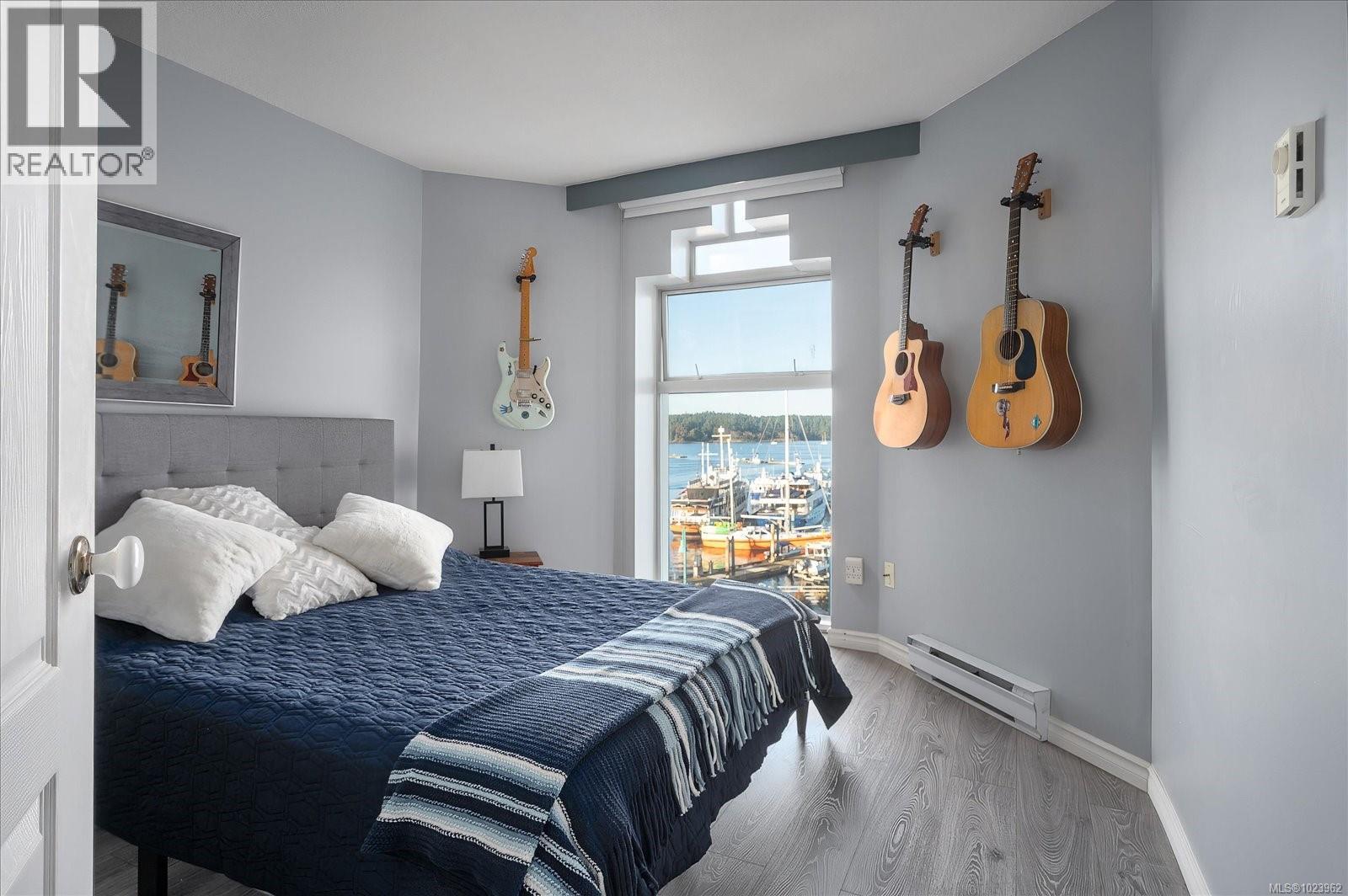 #405 150 PROMENADE DR - 24