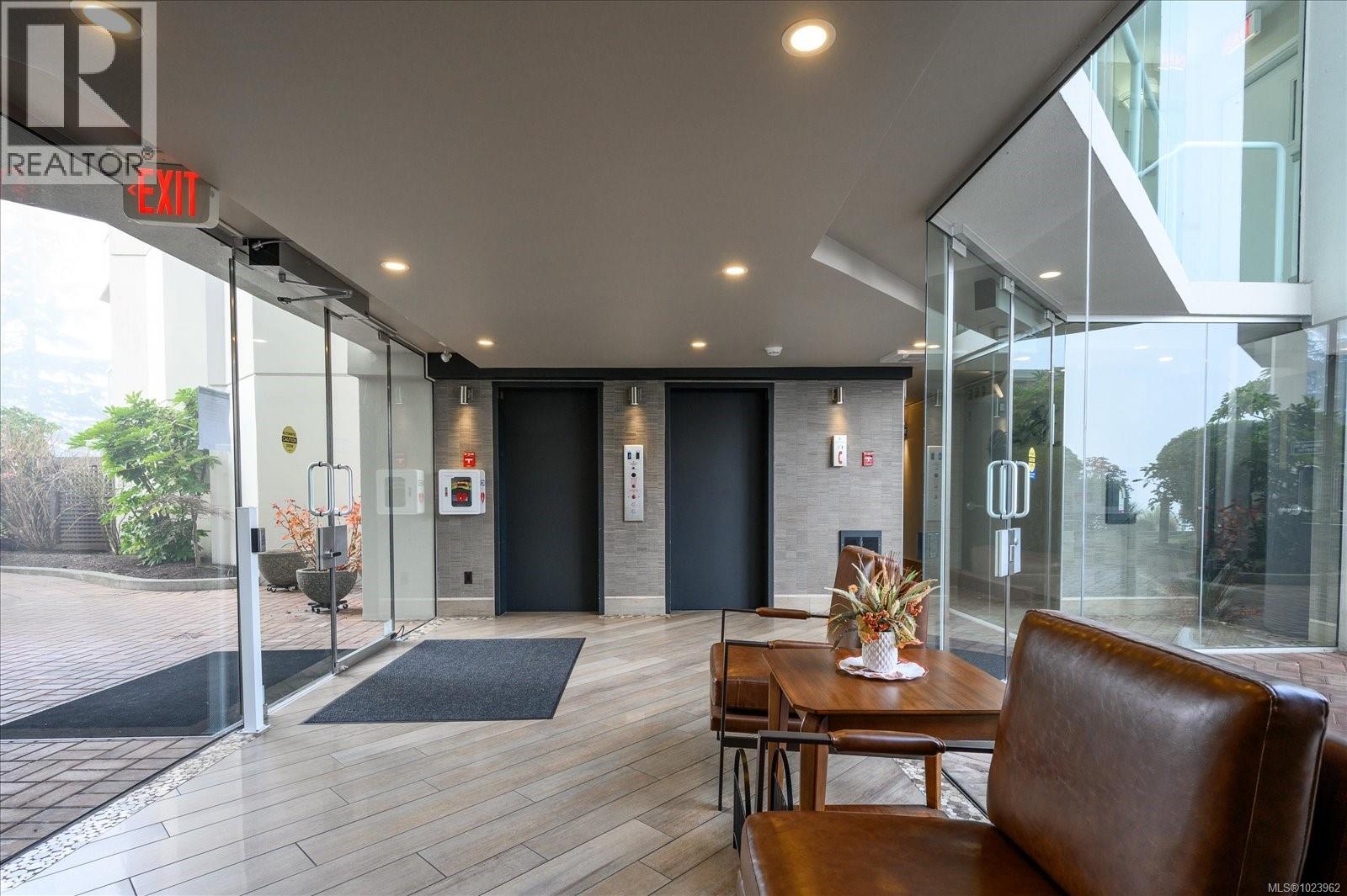 #405 150 PROMENADE DR - 34