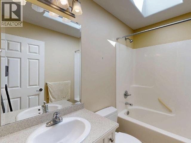 7176 GEORGIA CRES, Powell River