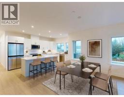 4pc Bathroom - C104-6900 Burnaby Street, Powell River, BC  Photo 6