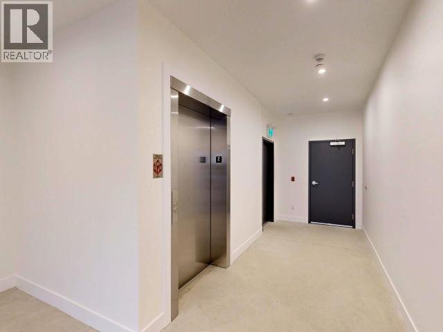 #C201 6900 BURNABY STREET - 25