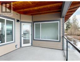 4pc Bathroom - C103-6900 Burnaby Street, Powell River, BC  Photo 6
