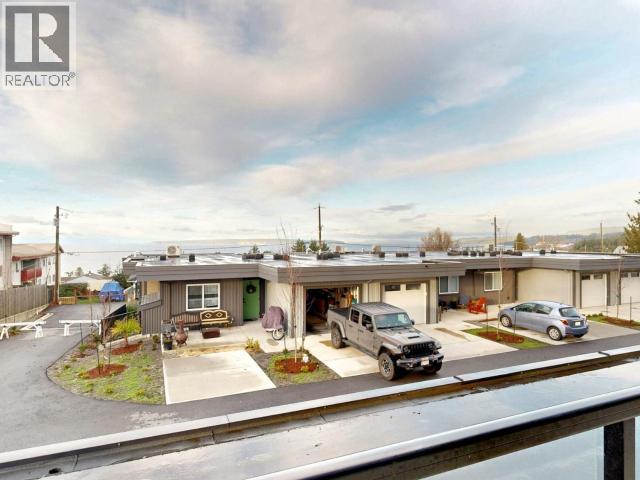 #C104 6900 BURNABY STREET - 3