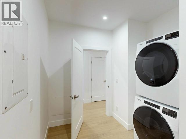 #C202 6900 BURNABY STREET - 20
