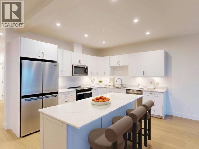 #C303 6900 BURNABY STREET - 8