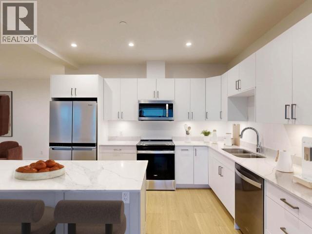 #C303 6900 BURNABY STREET - 9