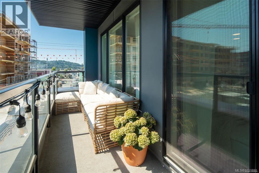 301 842 Orono Ave, Langford