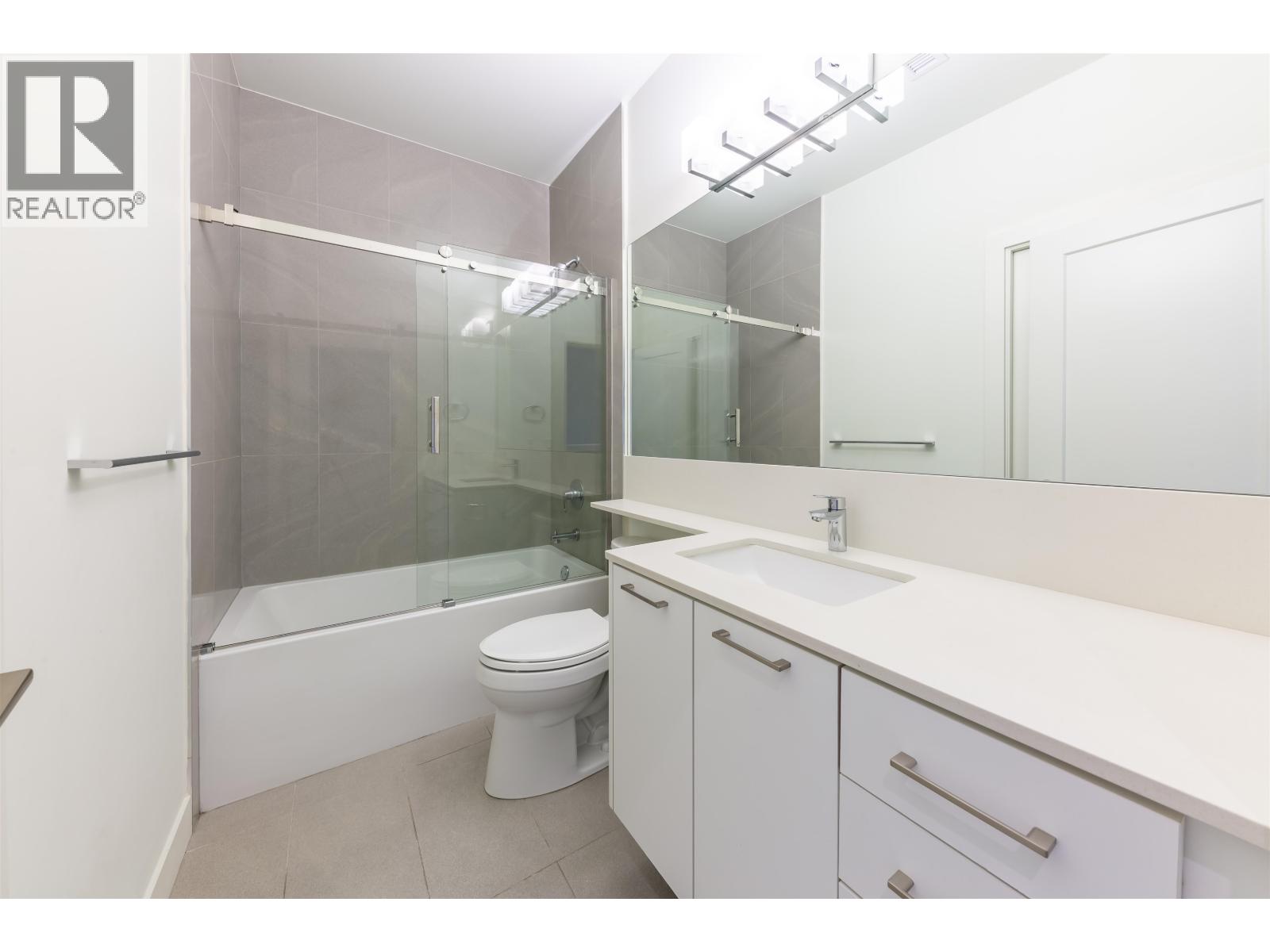 21 7168 LYNNWOOD DRIVE, Richmond