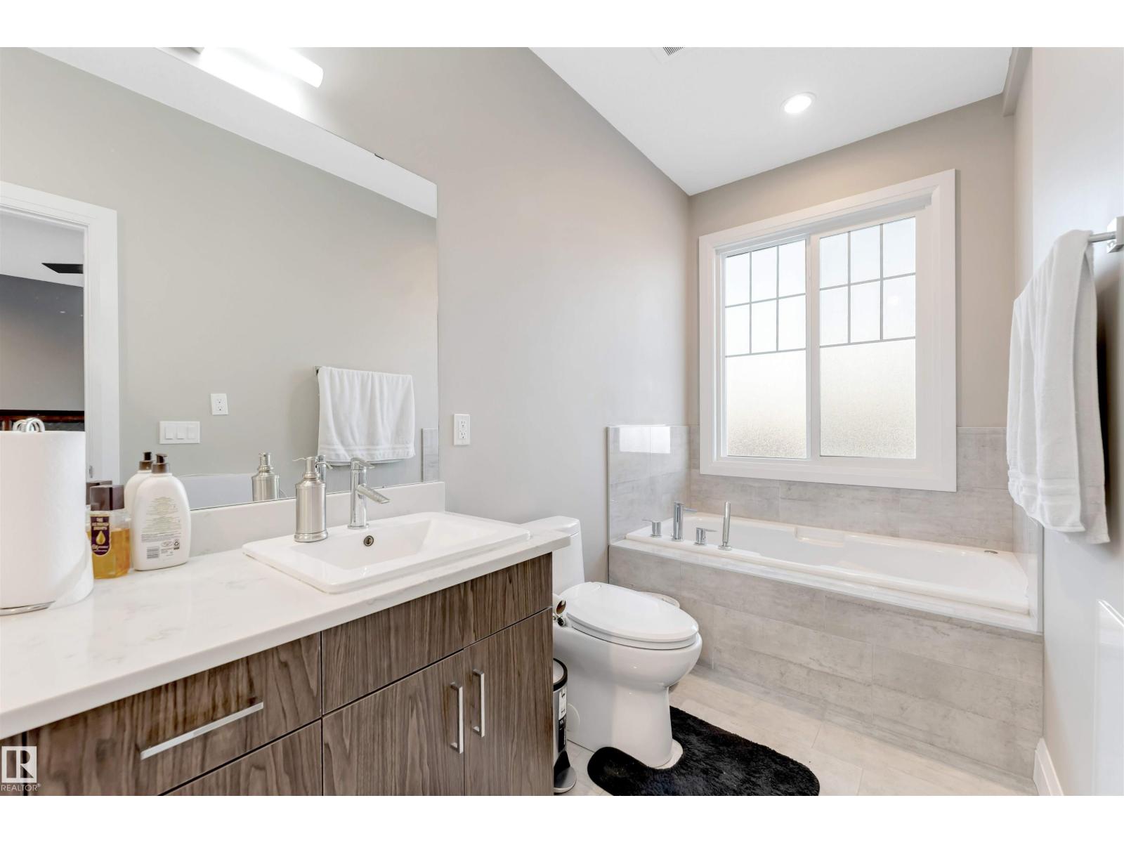 4902 38 ST, Beaumont