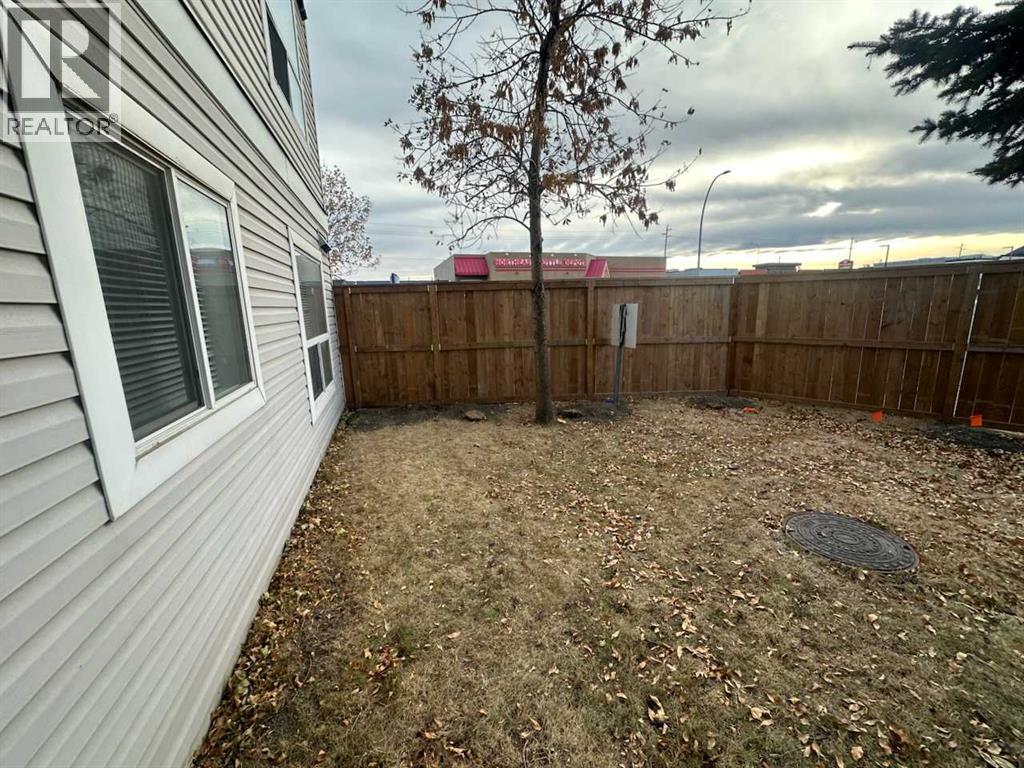 Single Family House for Sale in   Falsbridge Drive NE Falconridge Calgary 