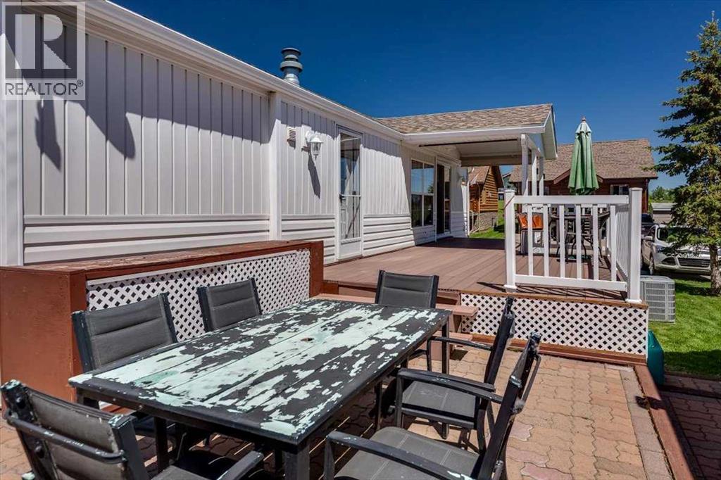 25054 South Pine Lake Road, Rural Red Deer County