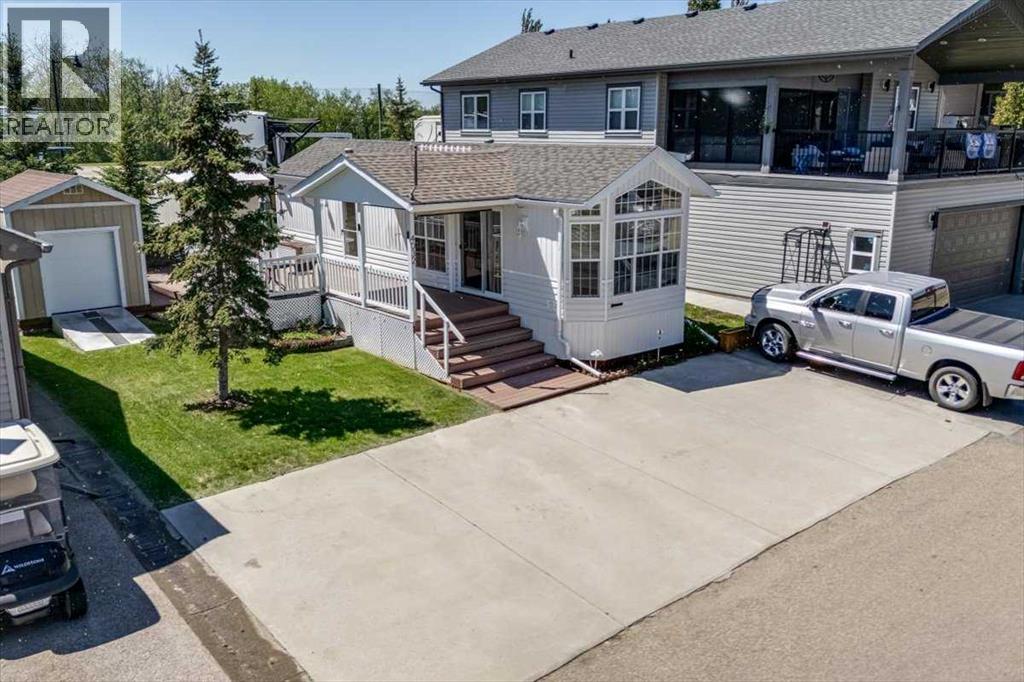 25054 South Pine Lake Road, Rural Red Deer County