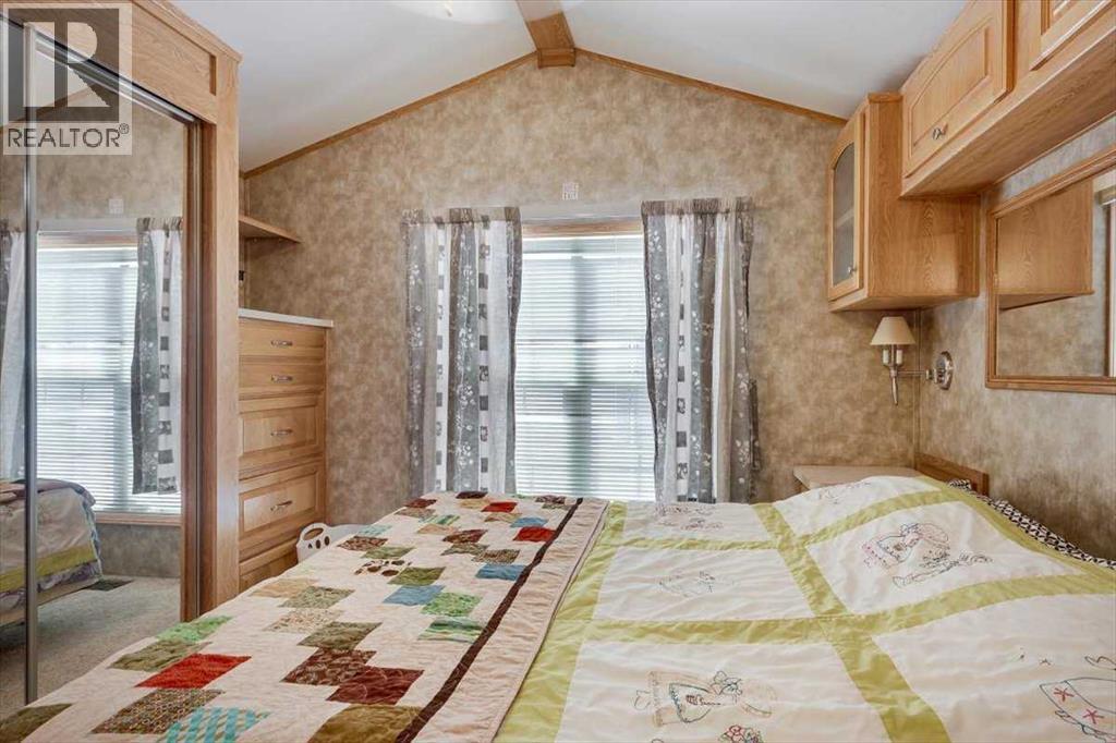 25054 South Pine Lake Road, Rural Red Deer County