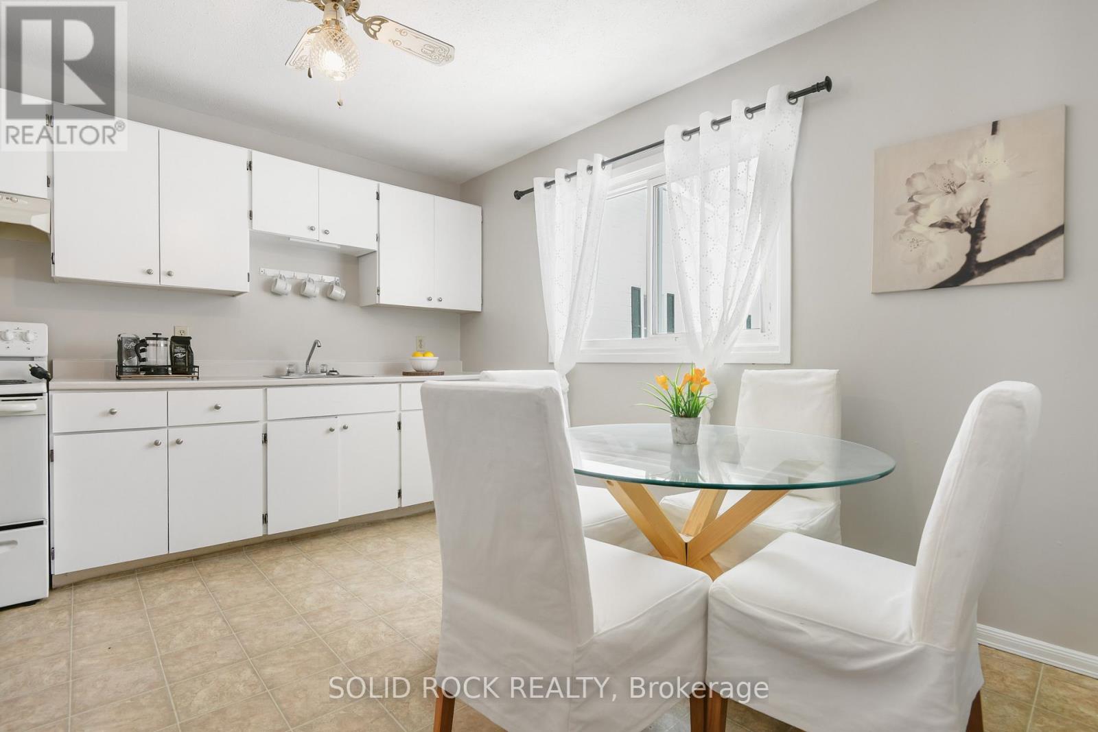 54 / 56 WILLIAM STREET W - 3
