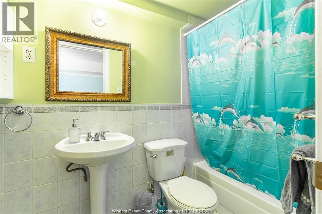 562 DOUGALL - 33