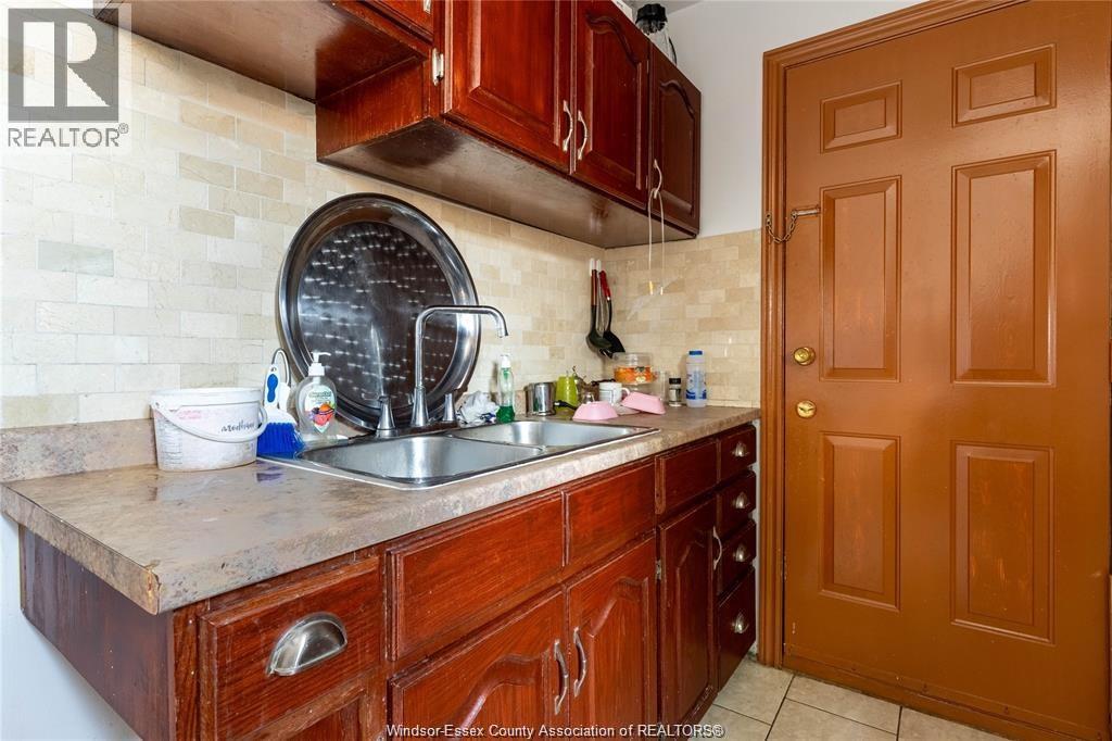 562 DOUGALL - 24