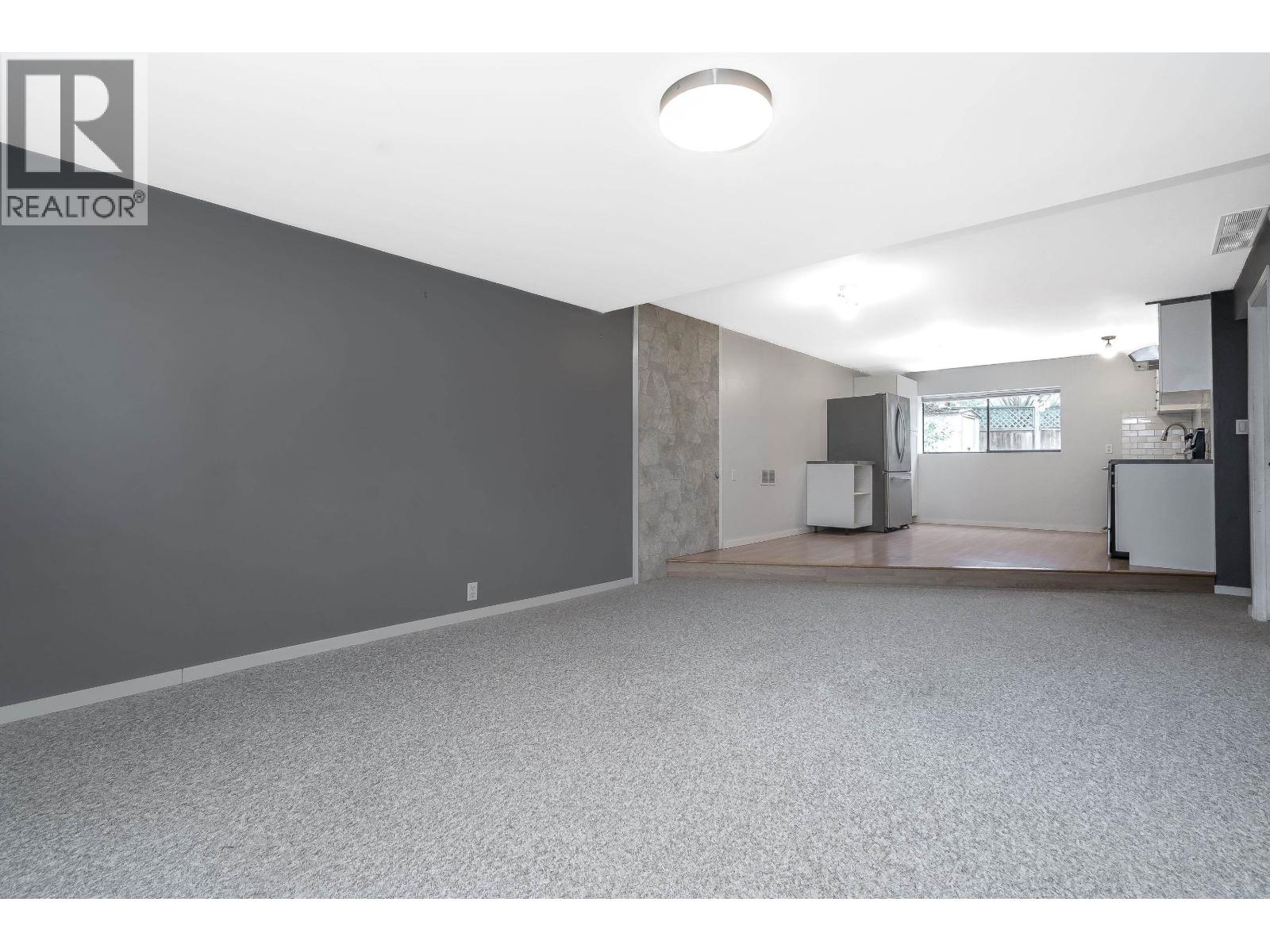 3924 VICTORIA PLACE, Port Coquitlam