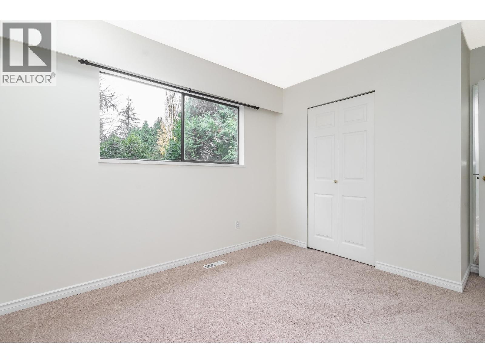 3924 VICTORIA PLACE, Port Coquitlam