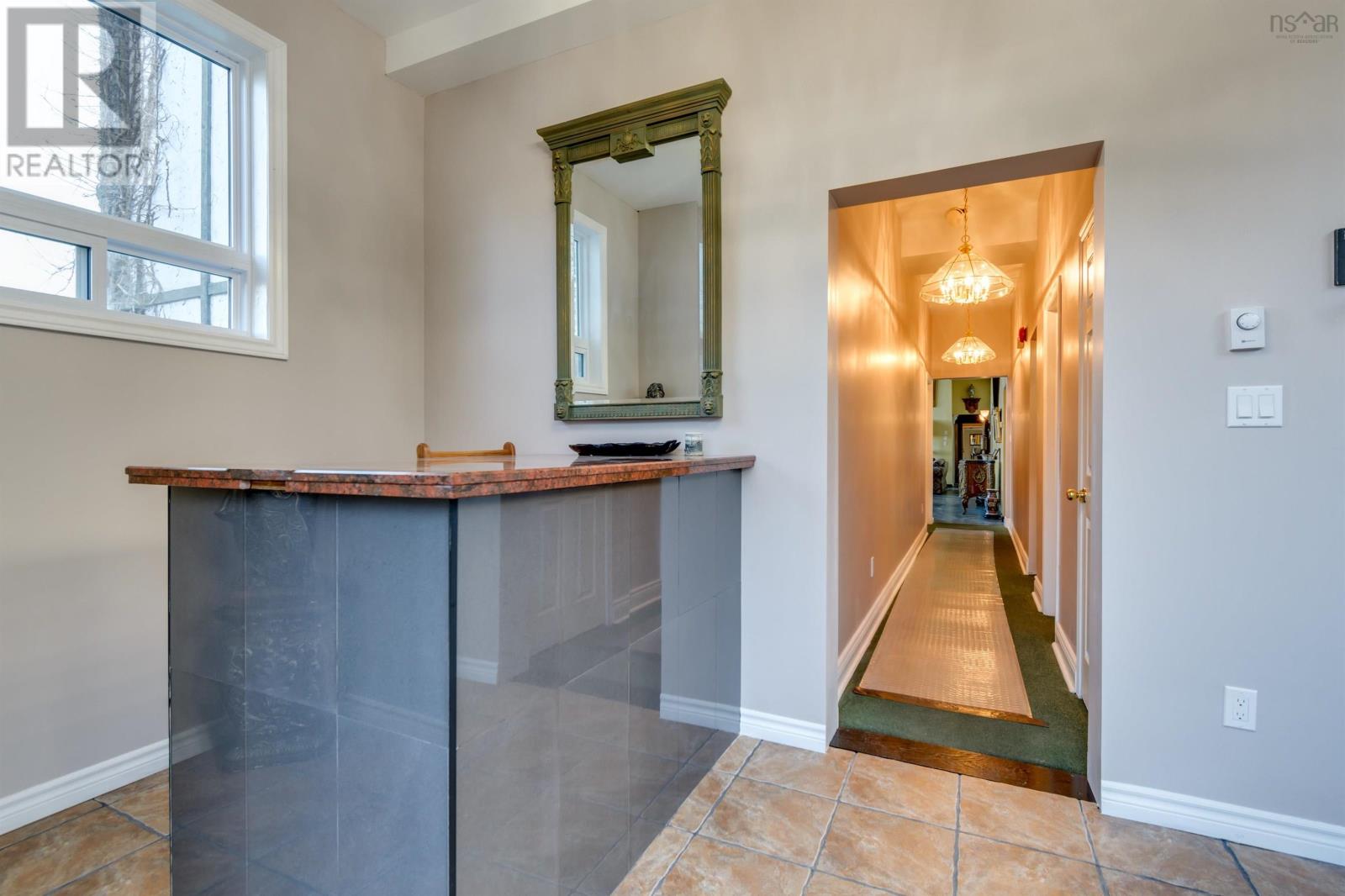 Property 29 of 35 of 11980 105 Highway