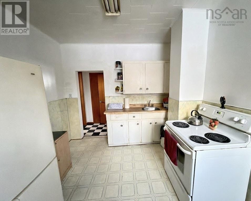 Property 5 of 11 of 385 Gibbon Street