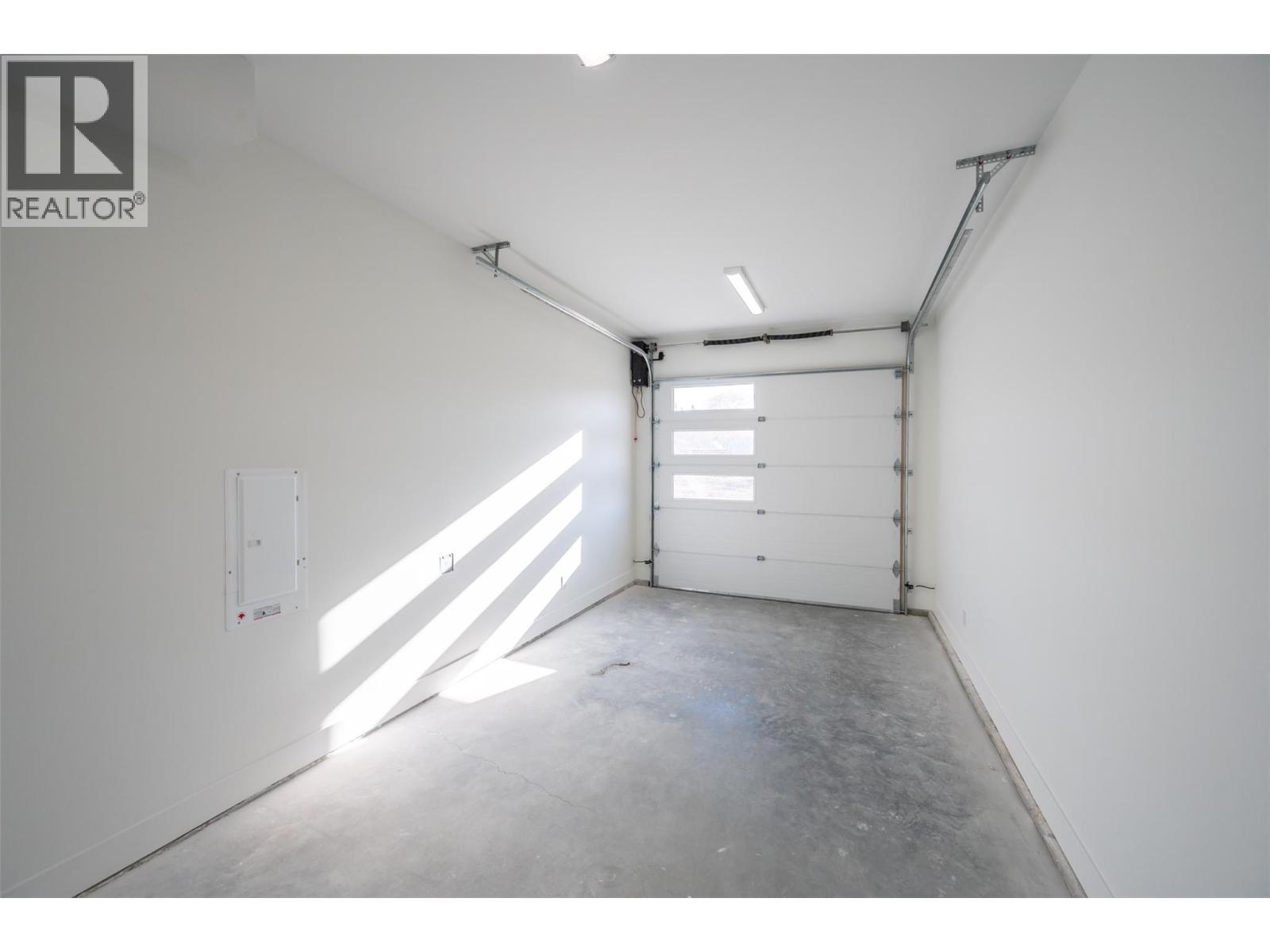 194 Maple Place Unit# 2, Oliver