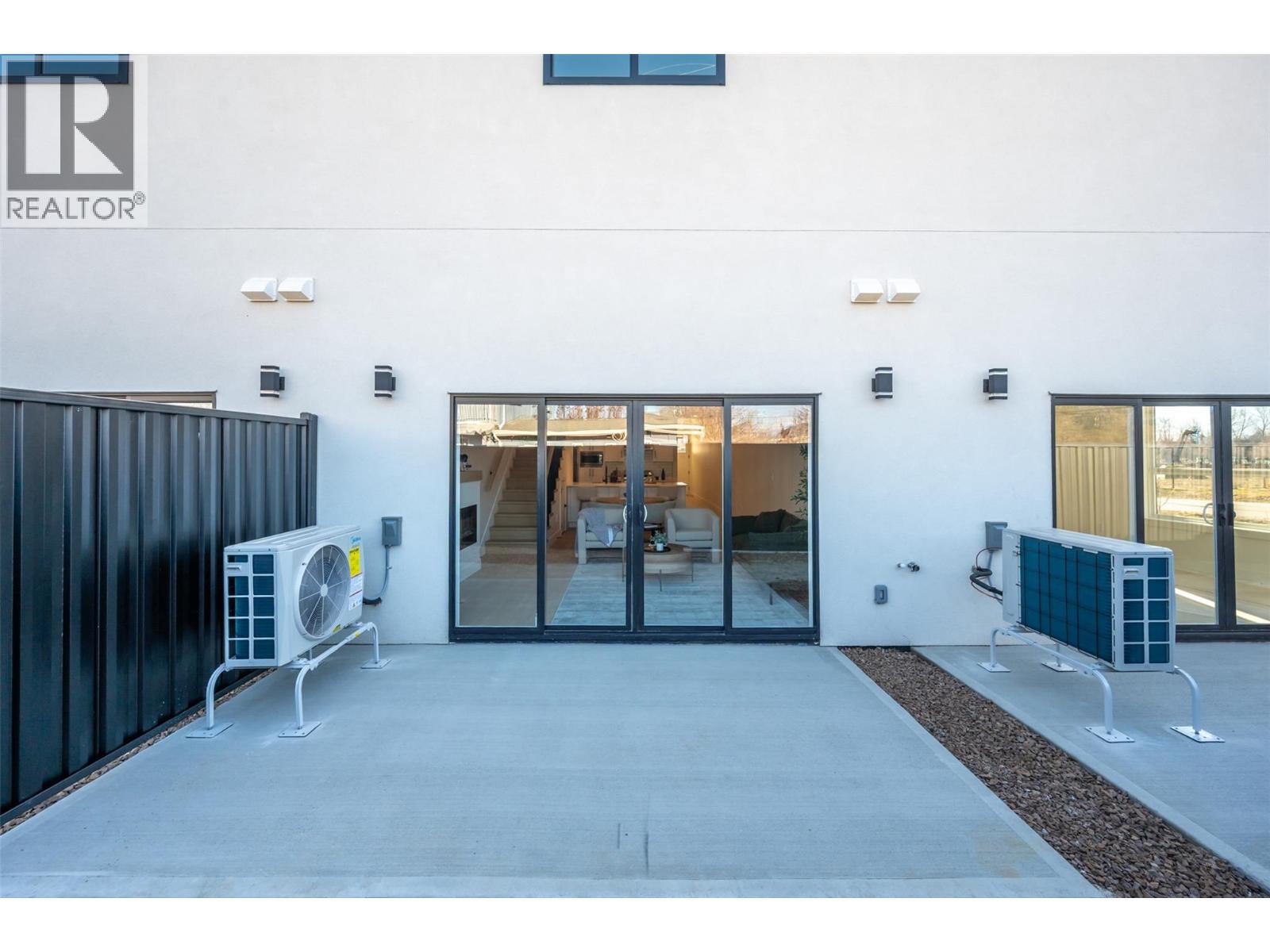 194 Maple Place Unit# 2, Oliver