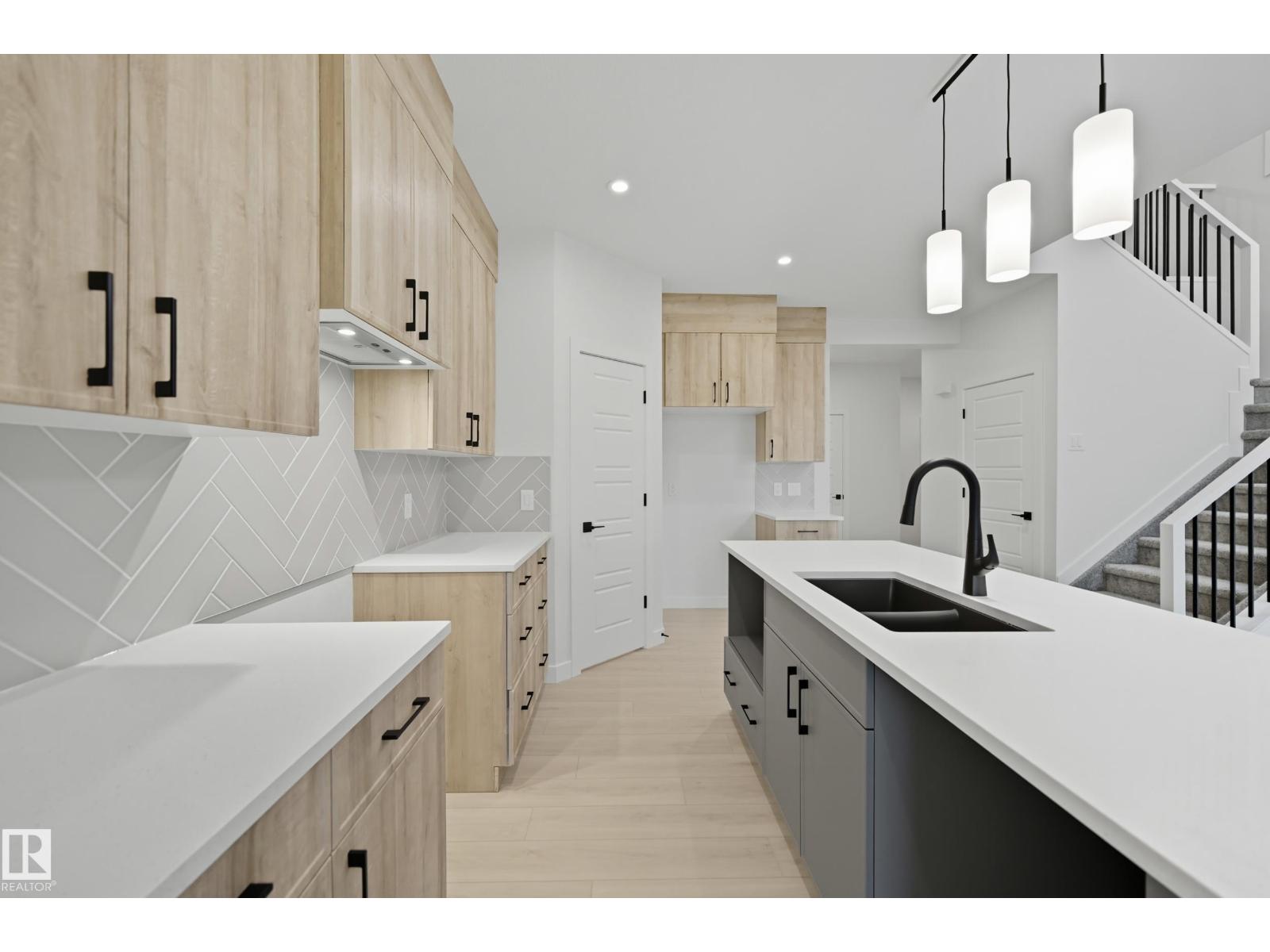 37 GABLE CM, Spruce Grove