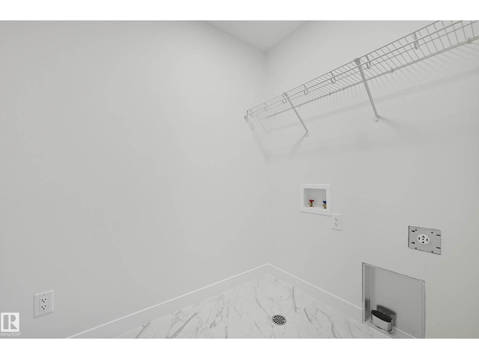 37 GABLE CM, Spruce Grove