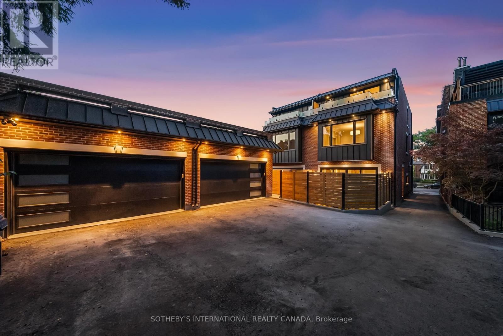 734 AVENUE ROAD - 43