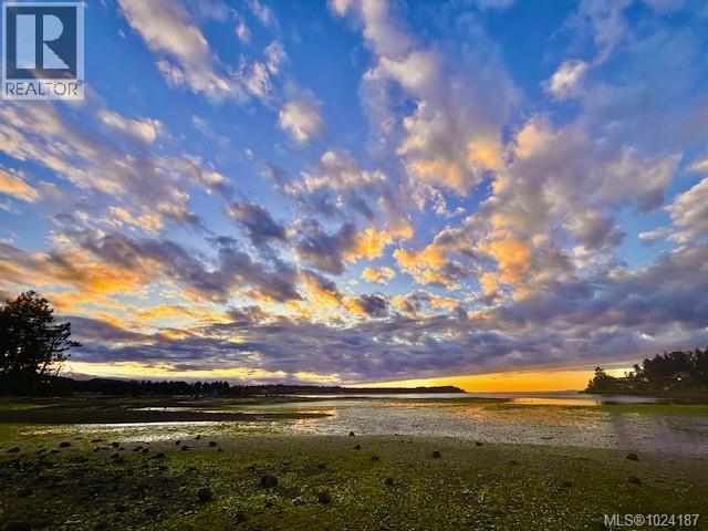 613 1600 Stroulger Rd, Nanoose Bay