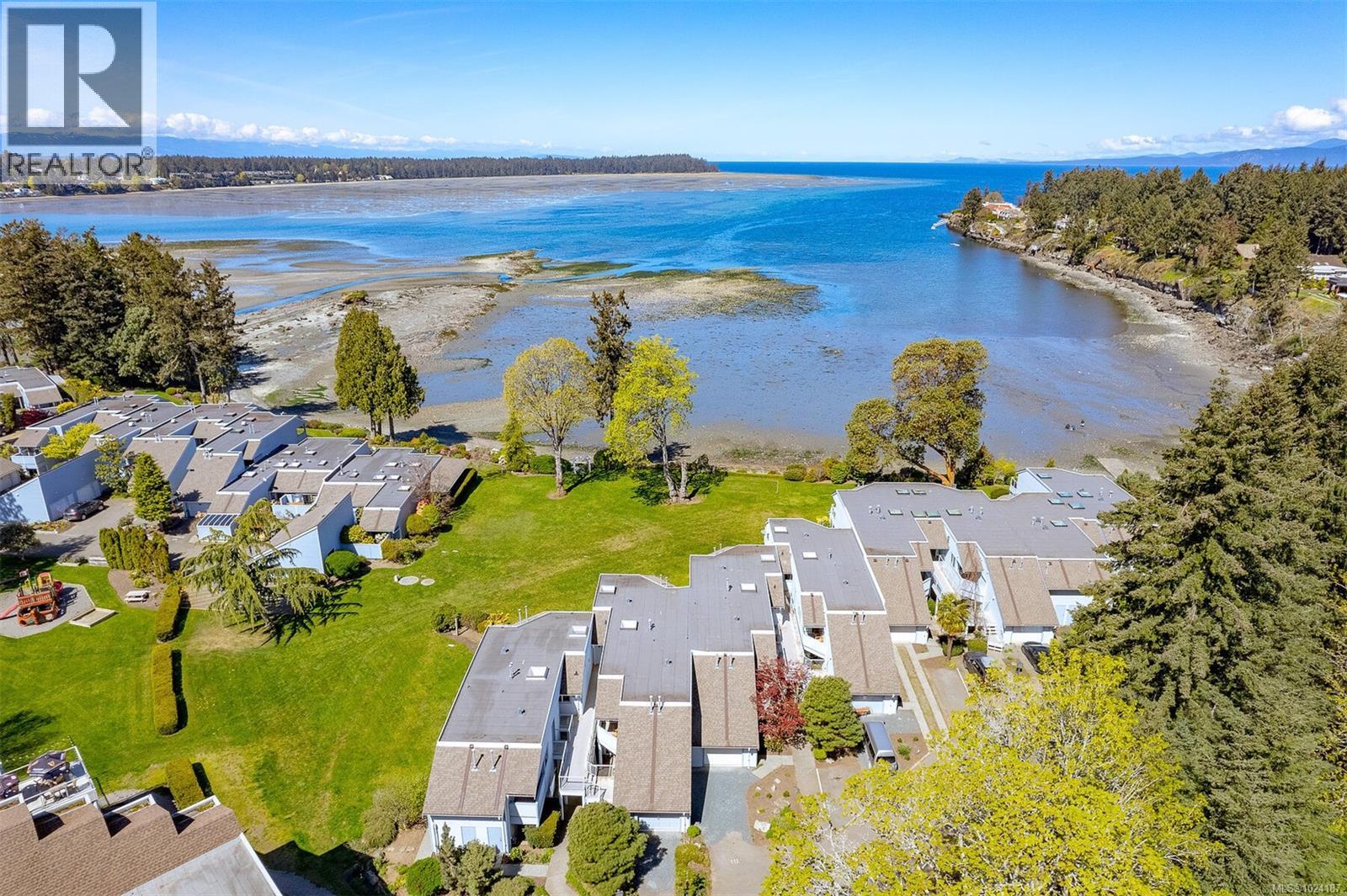 613 1600 Stroulger Rd, Nanoose Bay