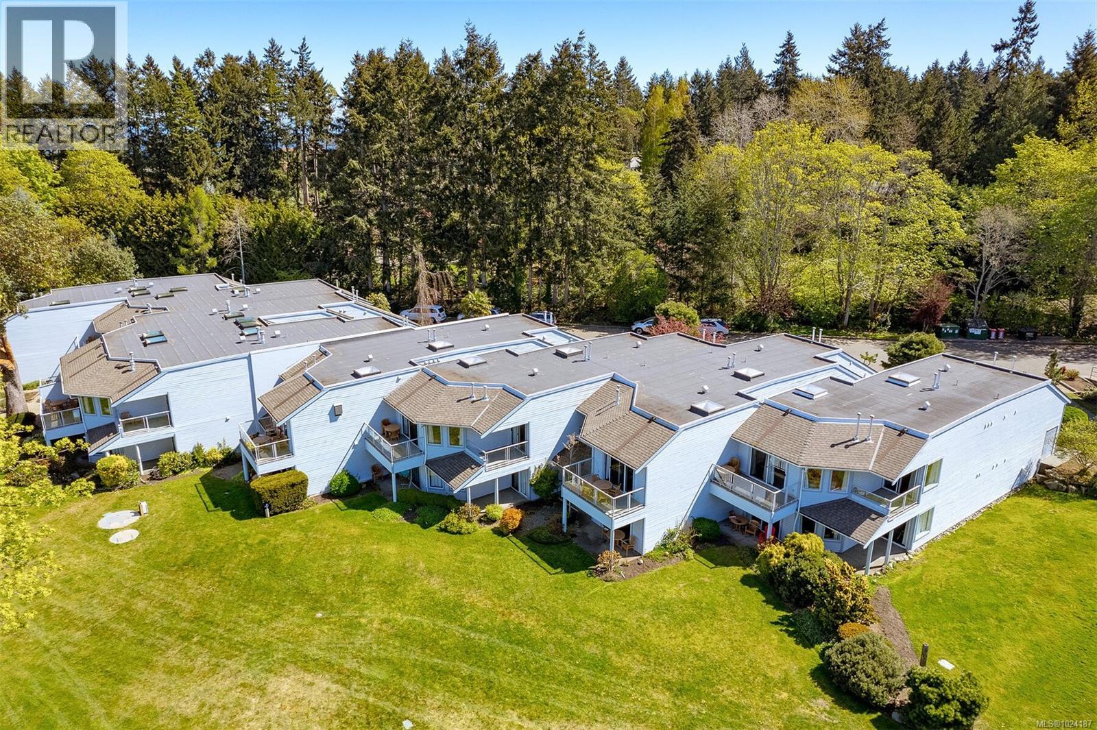 613 1600 Stroulger Rd, Nanoose Bay