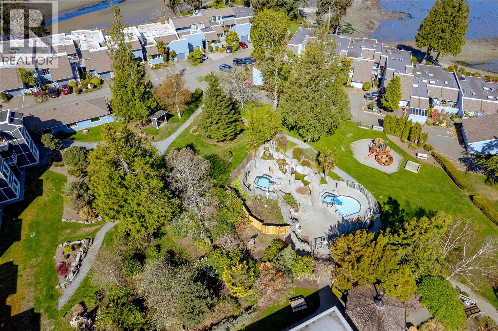 613 1600 Stroulger Rd, Nanoose Bay