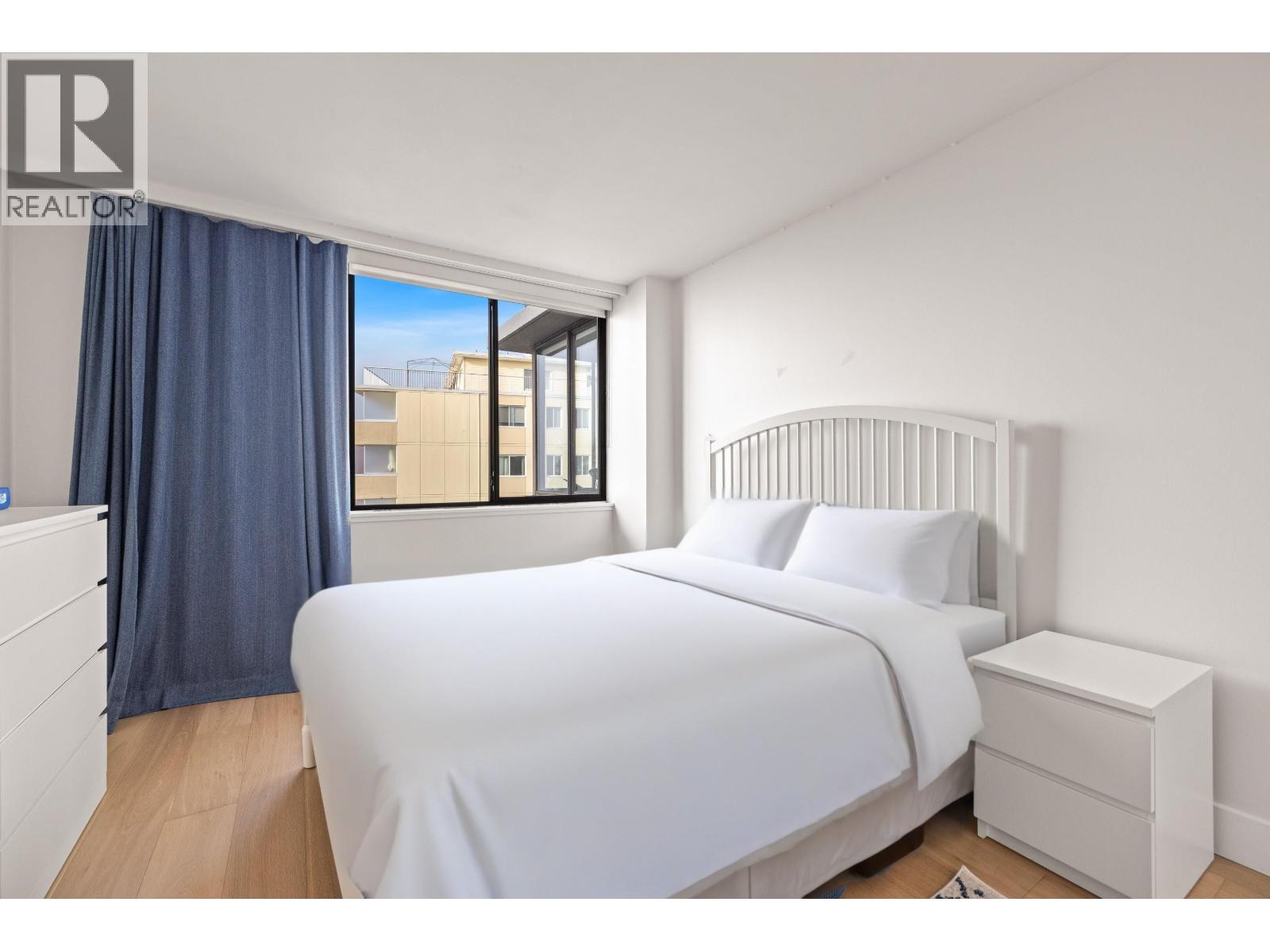 703 2167 BELLEVUE AVENUE, West Vancouver