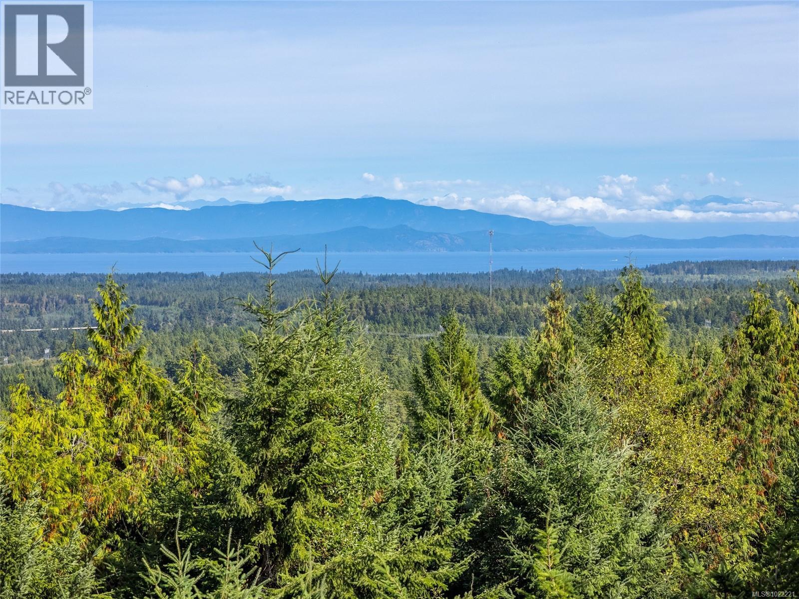 1685 Peligren Pl, Qualicum Beach