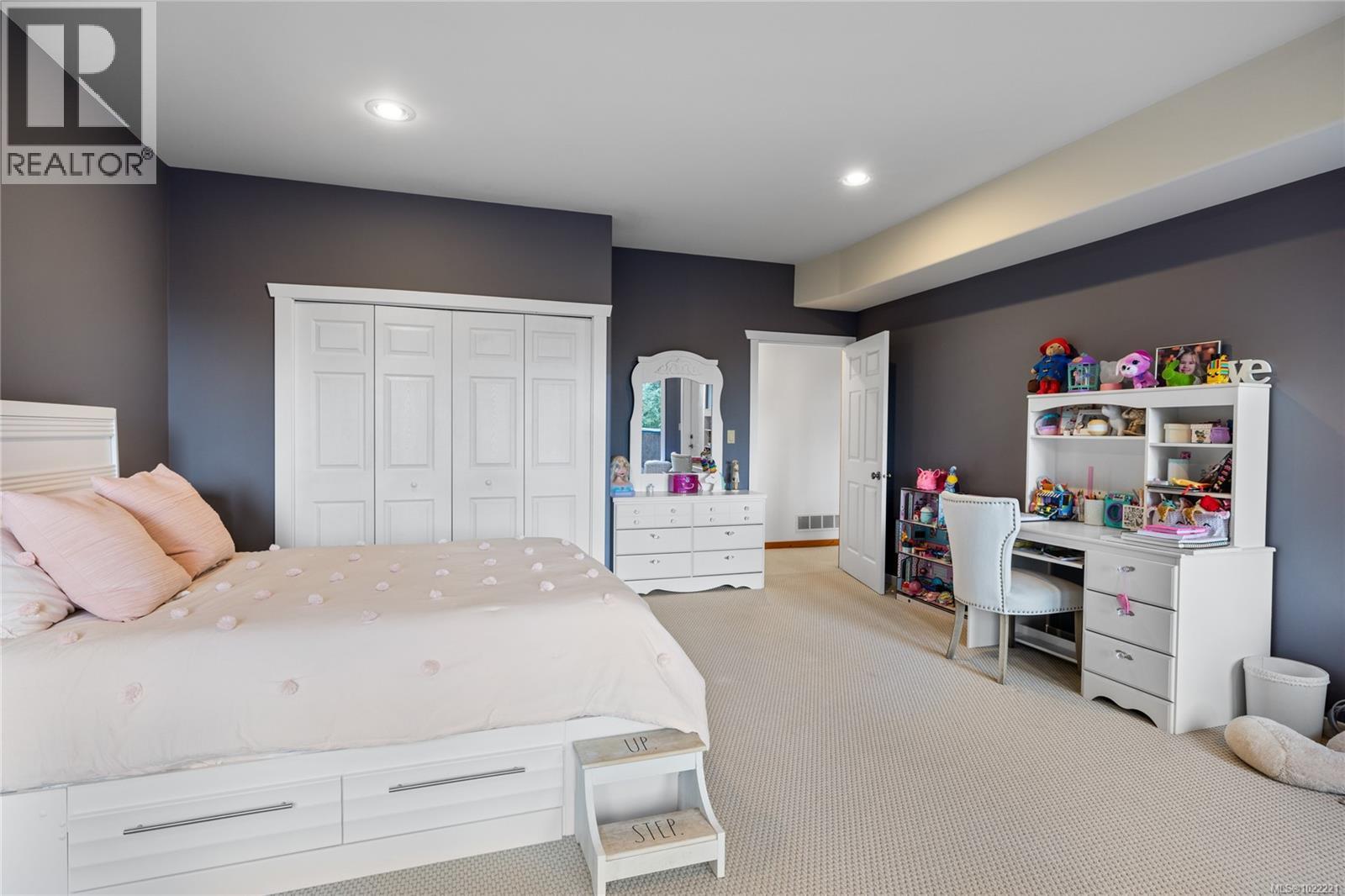 1685 Peligren Pl, Qualicum Beach