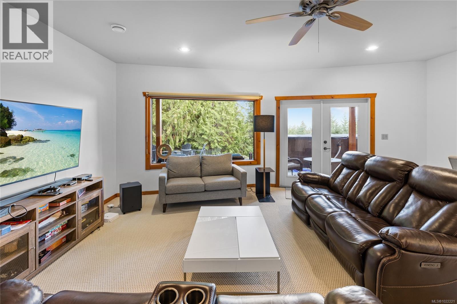 1685 Peligren Pl, Qualicum Beach