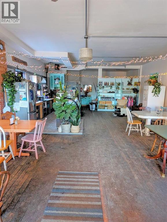 2109 20 Street - Photo 3 of 27, Nanton, Alberta