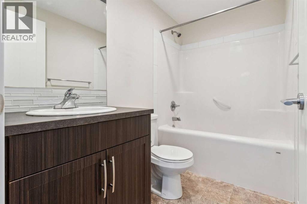 101 Sunset Drive, Cochrane