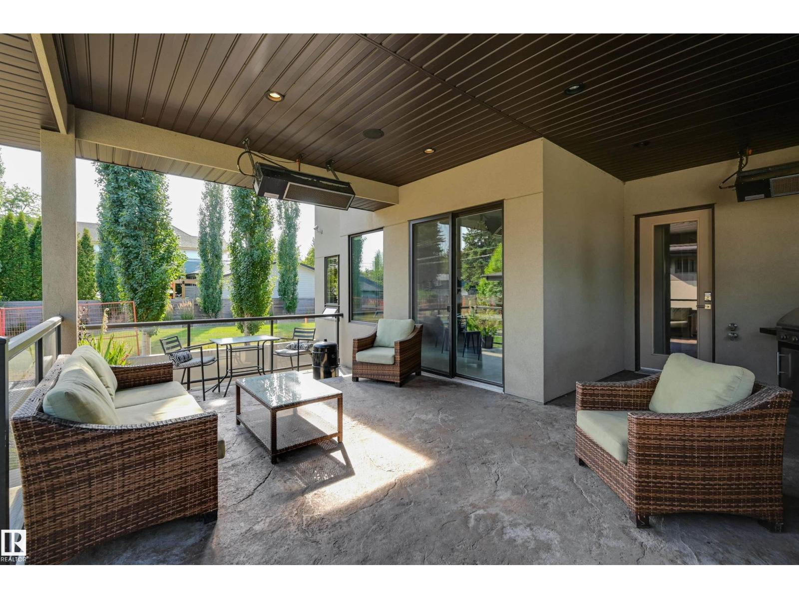 9415 144 ST NW, Edmonton