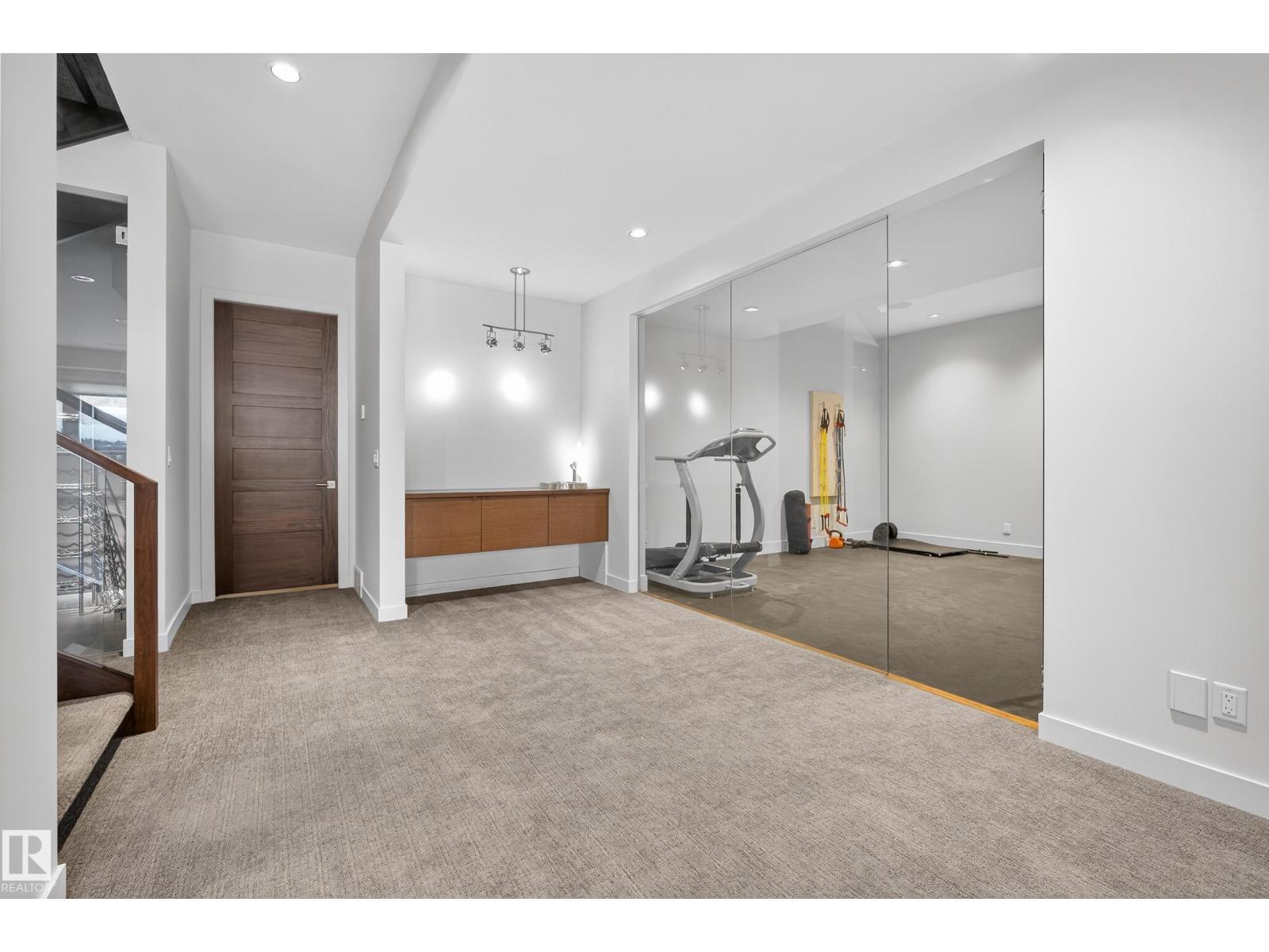 9415 144 ST NW, Edmonton