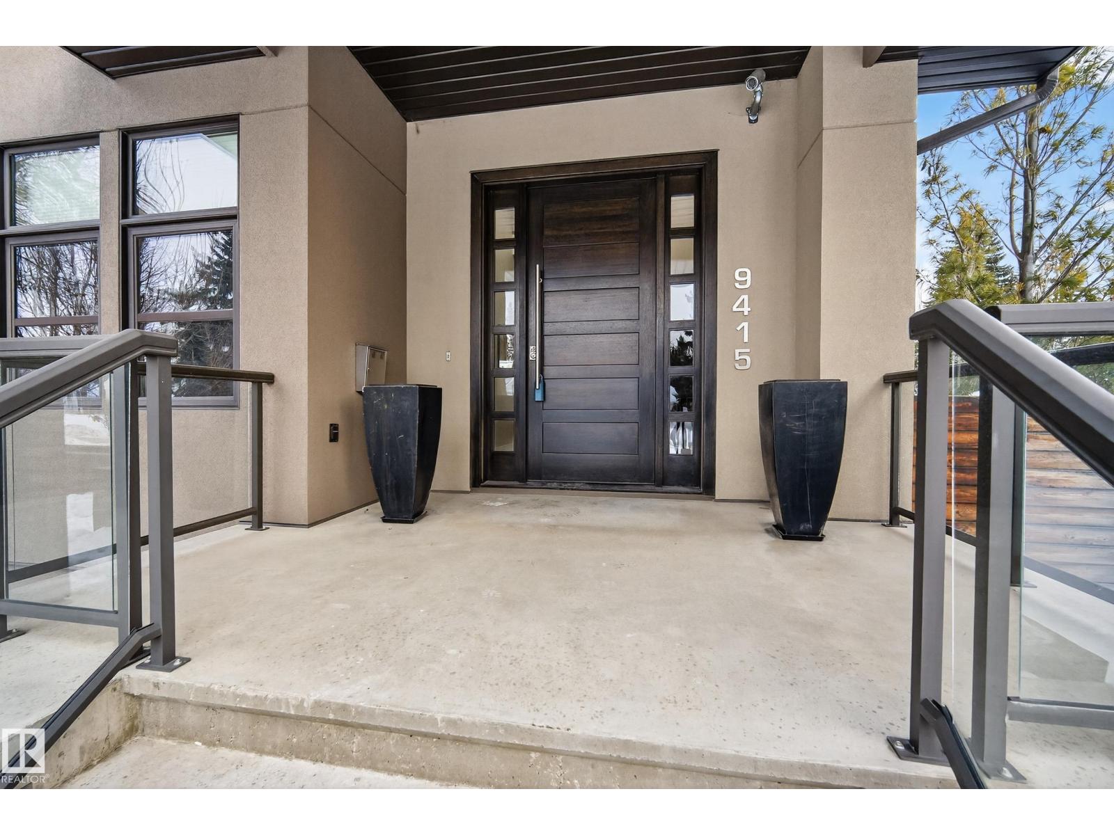 9415 144 ST NW, Edmonton