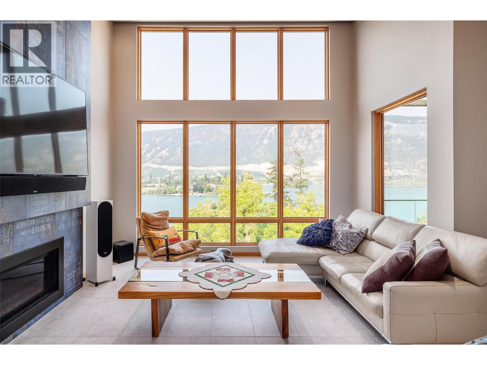  15896 Claridge Drive, Lake Country