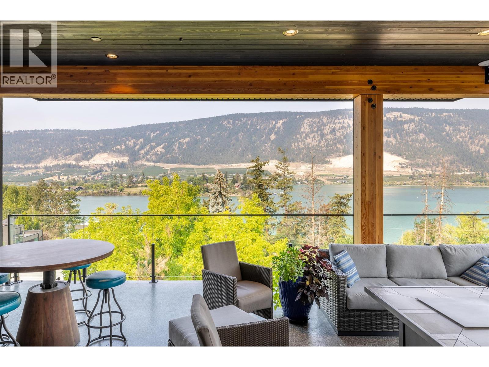  15896 Claridge Drive, Lake Country